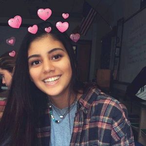 Meet your Posher, Chloe